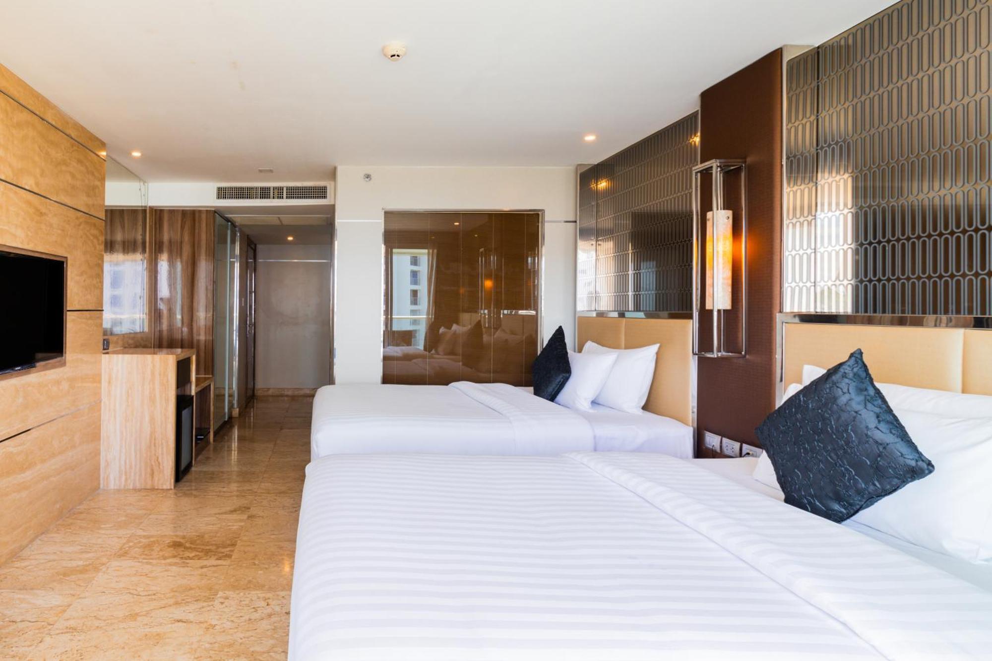 The Sanctuary Resort Pattaya, BW Signature Collection Exterior photo